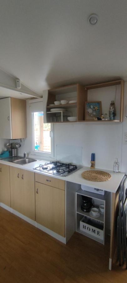 צ'יקלנה דה לה פרונטרה Casas Mobil Home Sancti Petri מראה חיצוני תמונה