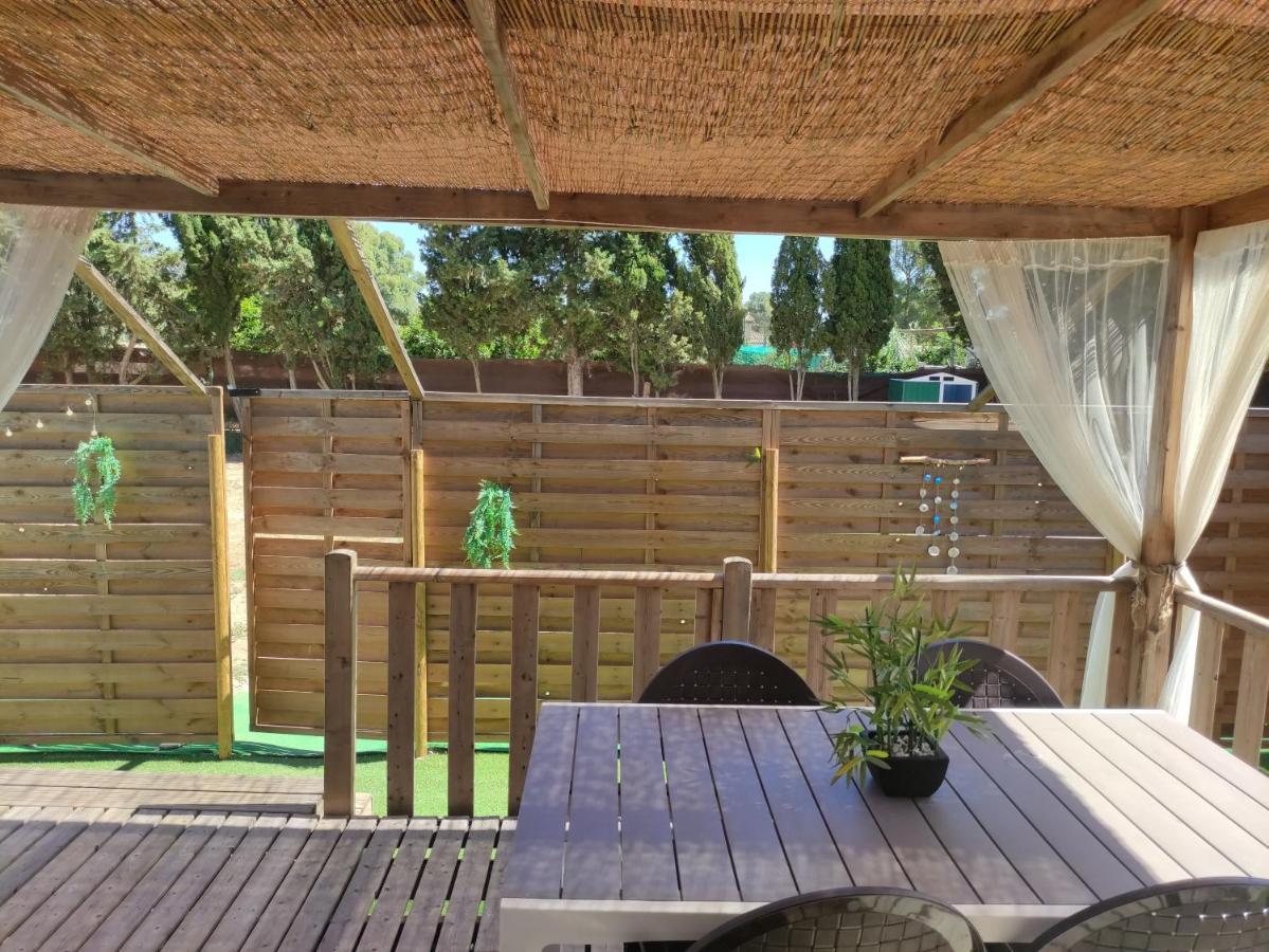 צ'יקלנה דה לה פרונטרה Casas Mobil Home Sancti Petri מראה חיצוני תמונה